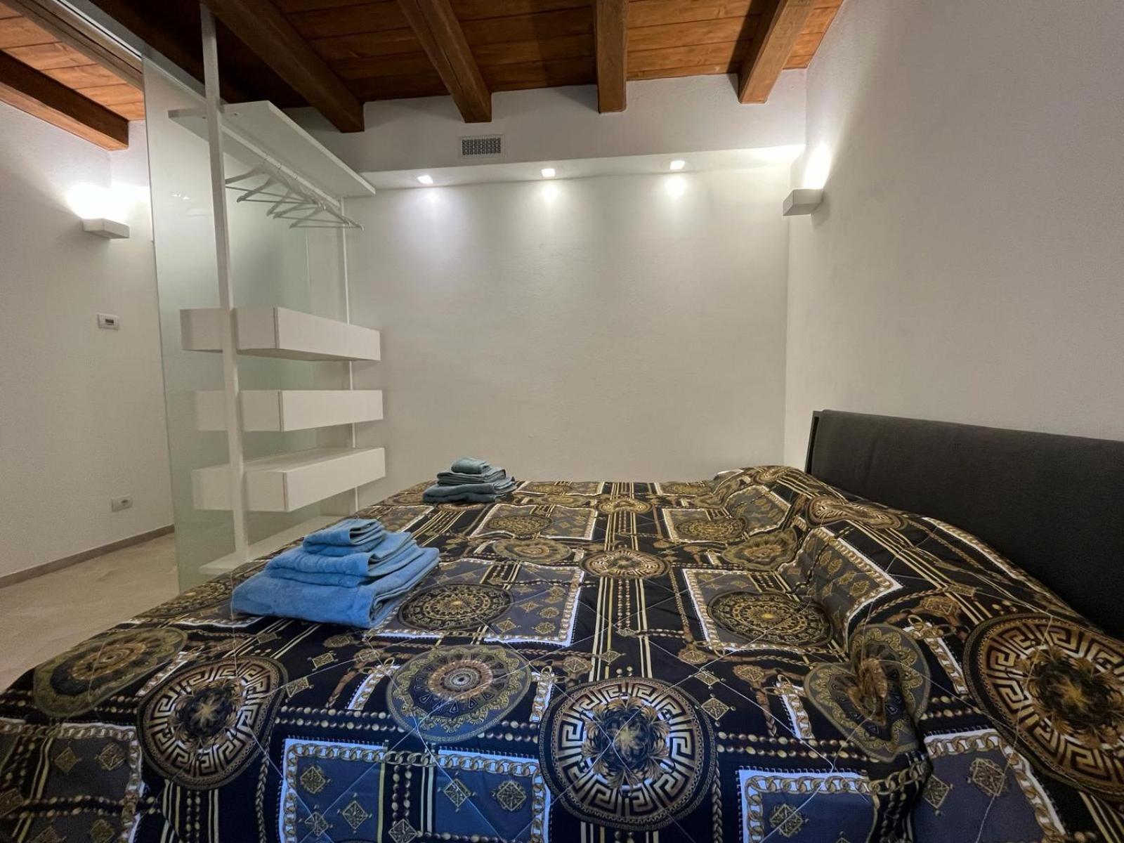Апартаменты Charme In Centro With Private Parking Асколи-Пичено Экстерьер фото
